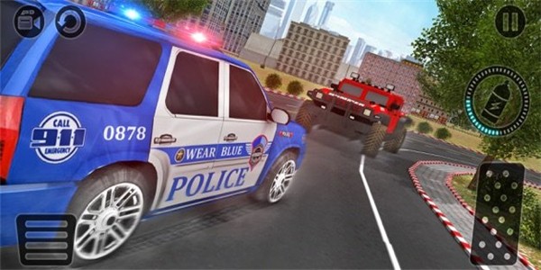 警察逃生车司机